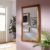 Wandspiegel mit Holzrahmen Massiv Holz Spiegel Akazie 115x6x60 honig lackiert OXFORD Wohnzimmer Raum Wohnung Landhaus