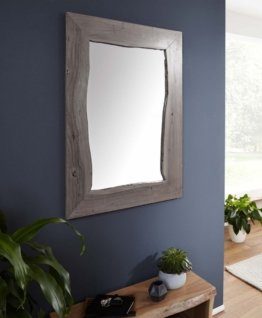 Natürlicher Holz Wandspiegel mit Holzrahmen Spiegel Akazie 100x70 grau lackiert dunkle Holzfarbe moderner Lifestyle exklusives Unikat